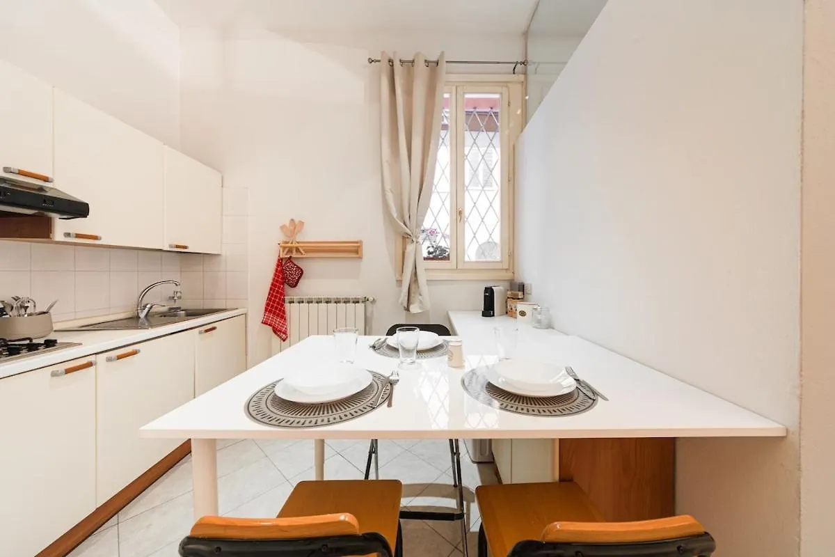 Center House - Bologna Center Apartment